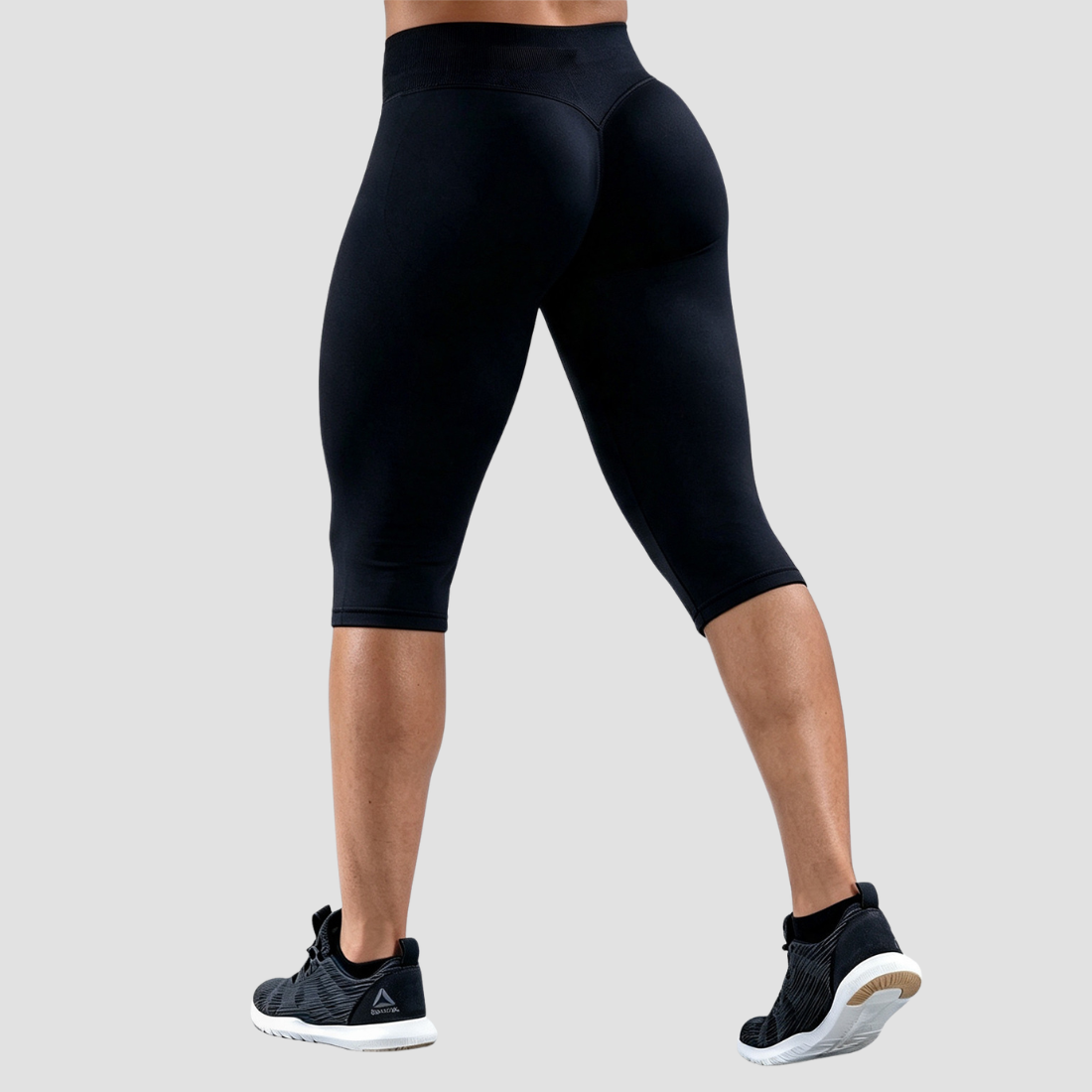 Wholesale Women's Seamless Capri Yoga Leggings – XS Women's Clothing