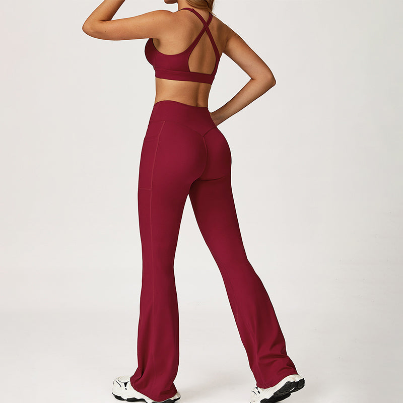 SPORTS BRA +Slim-fit athletic flare pants