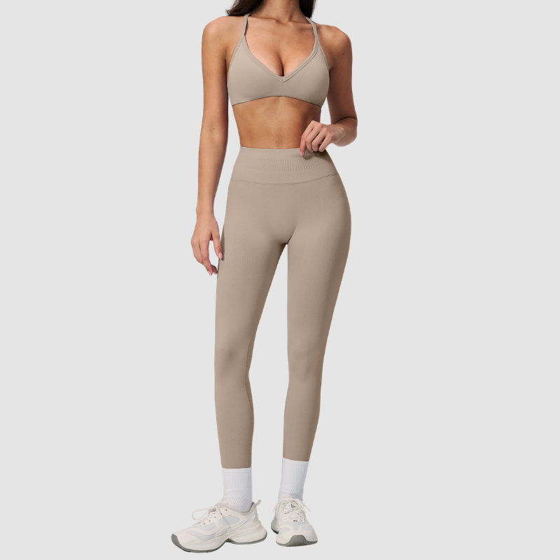 Wholesale Women's Seamless Sports Bra and Leggings Set – Open-Back Yoga Set