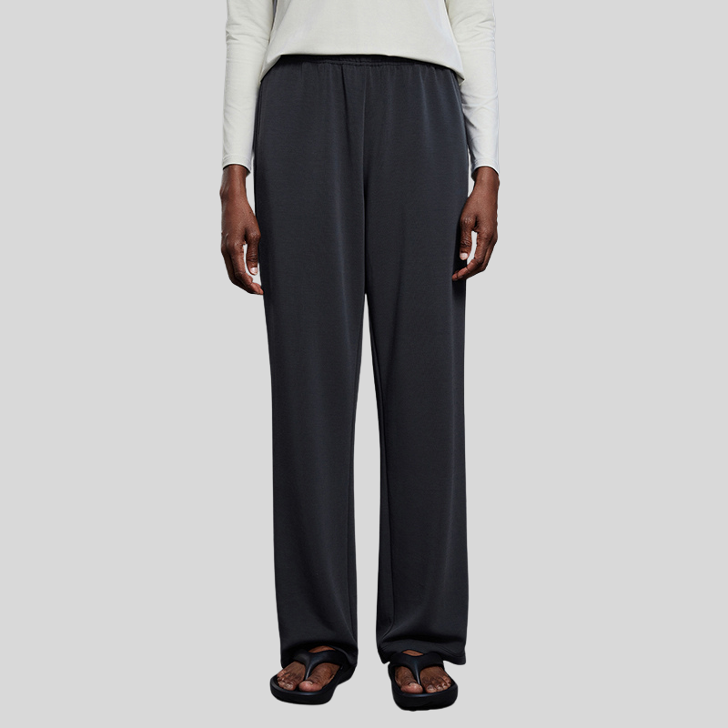 Women's high-waisted straight-leg pants