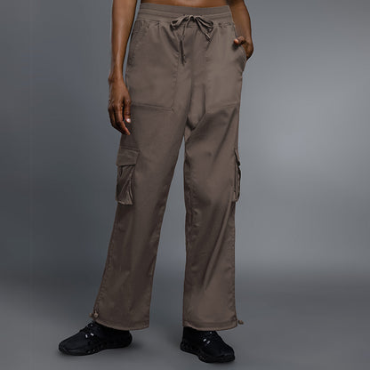 Lightweight sportswear trousers