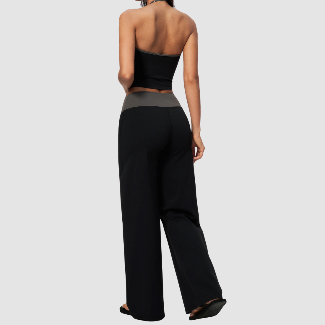Wholesale Women’s Halter Contrast Yoga Set – Tank & Long Pants