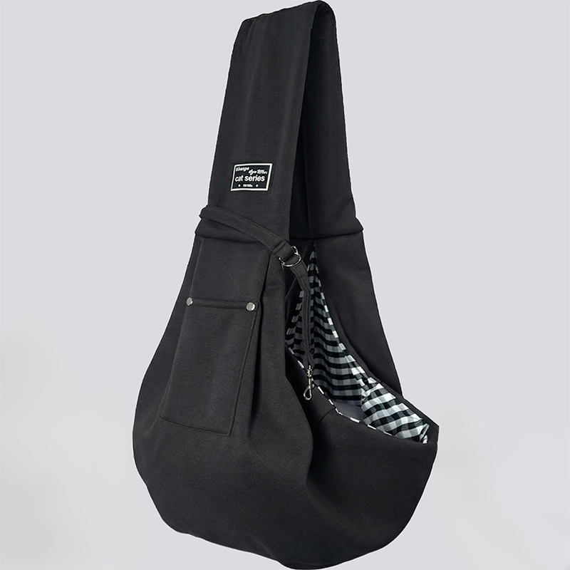 Portable breathable pet carrying bag