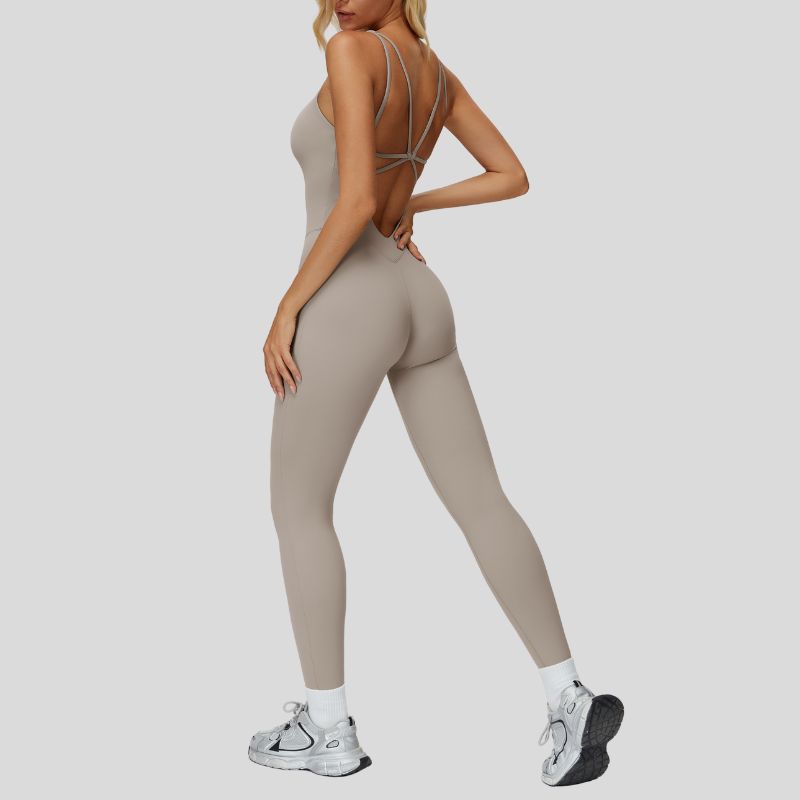 Slimming jumpsuit with cutout back