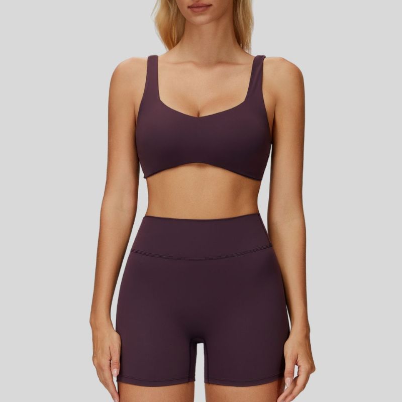 Sports bra with removable bra pads+High-waisted V-neck shorts at the back 2-piece set