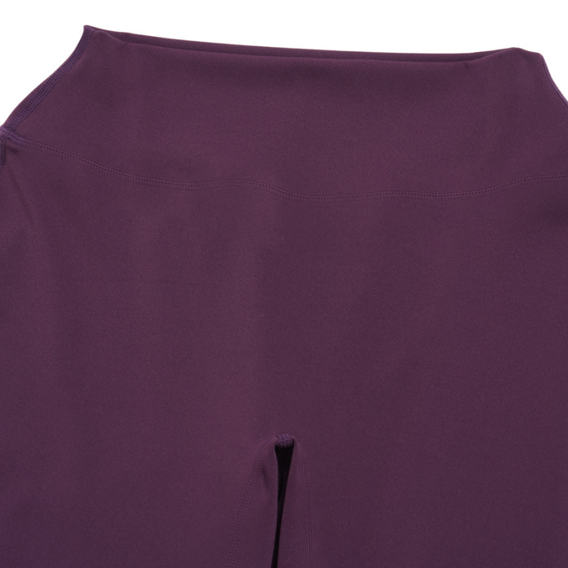 Wholesale Women's 3/4 Sleeve Crop Top & Mid-Length Leggings Set – Seamless Yoga Activewear