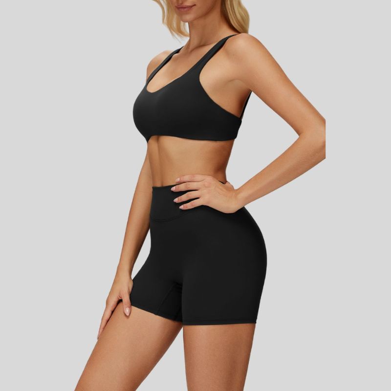 Sports bra with removable bra pads+High-waisted V-neck shorts at the back 2-piece set