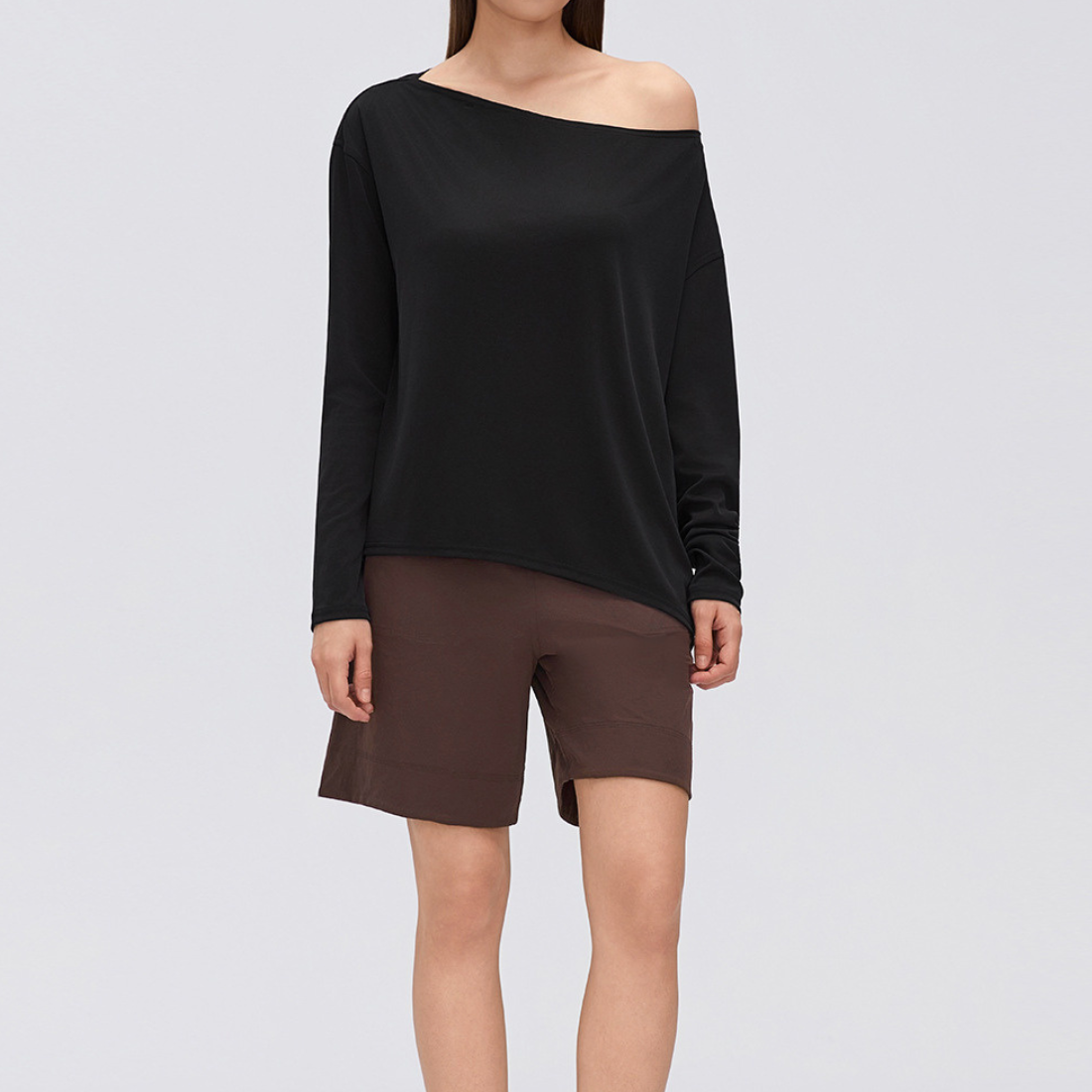 Wholesale Women's Activewear Loose Asymmetric-Shoulder Long-Sleeve Yoga Top