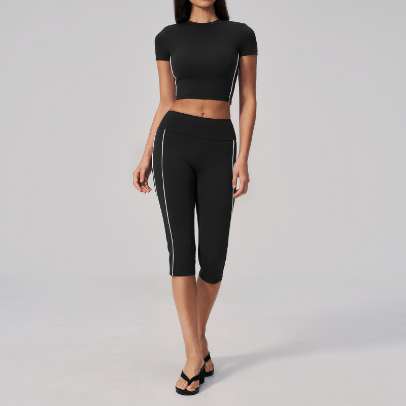 Wholesale Women's Brushed Contrast Piping Short Sleeve Crop Top & Button-Up Cropped Pants Set