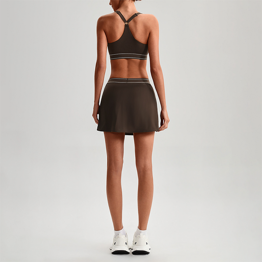 Wholesale Naked-Feel Sports Bra & Pleated Tennis Skirt Set – Quick-Dry Athletic 2-Piece with Built-In Shorts