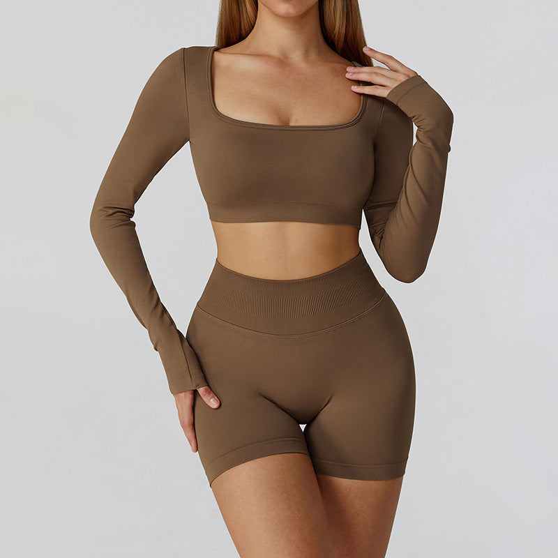 Sports de manga longa e contínua top + shorts de cintura alta