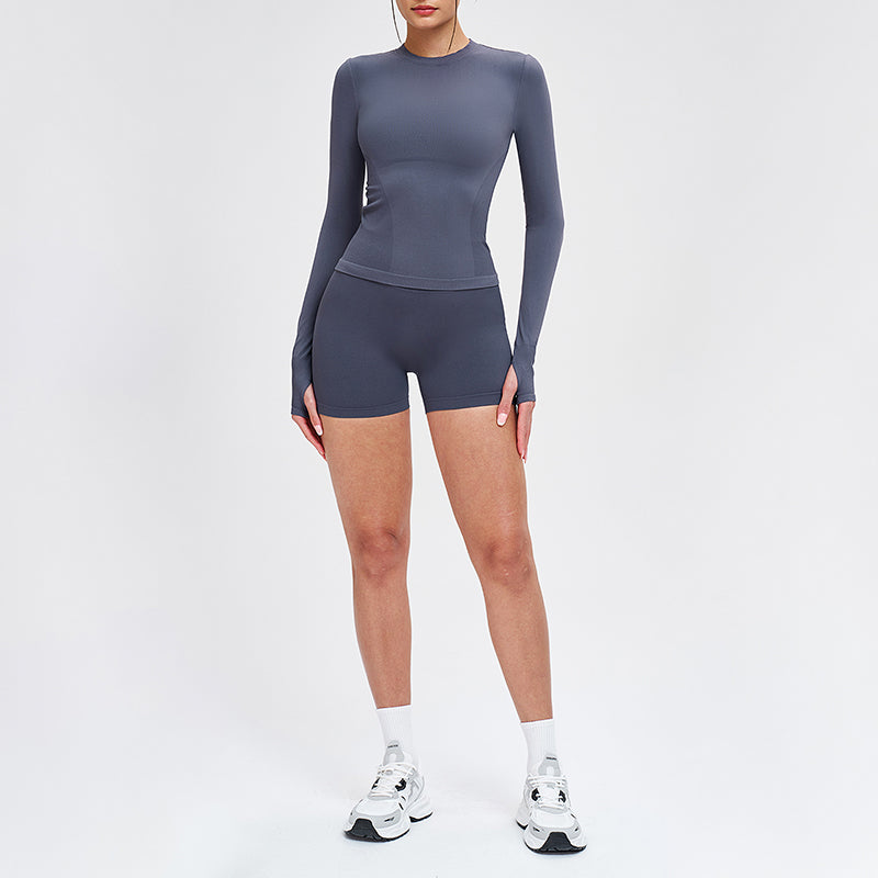 Wholesale solid color long-sleeved top + shorts