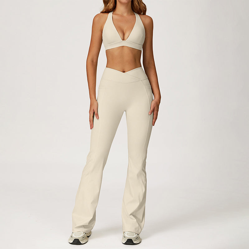 SPORTS BRA +Slim-fit athletic flare pants