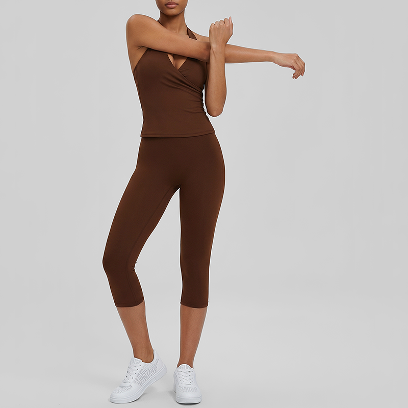 Wholesale V-neck halter top + high-waisted cropped pants set