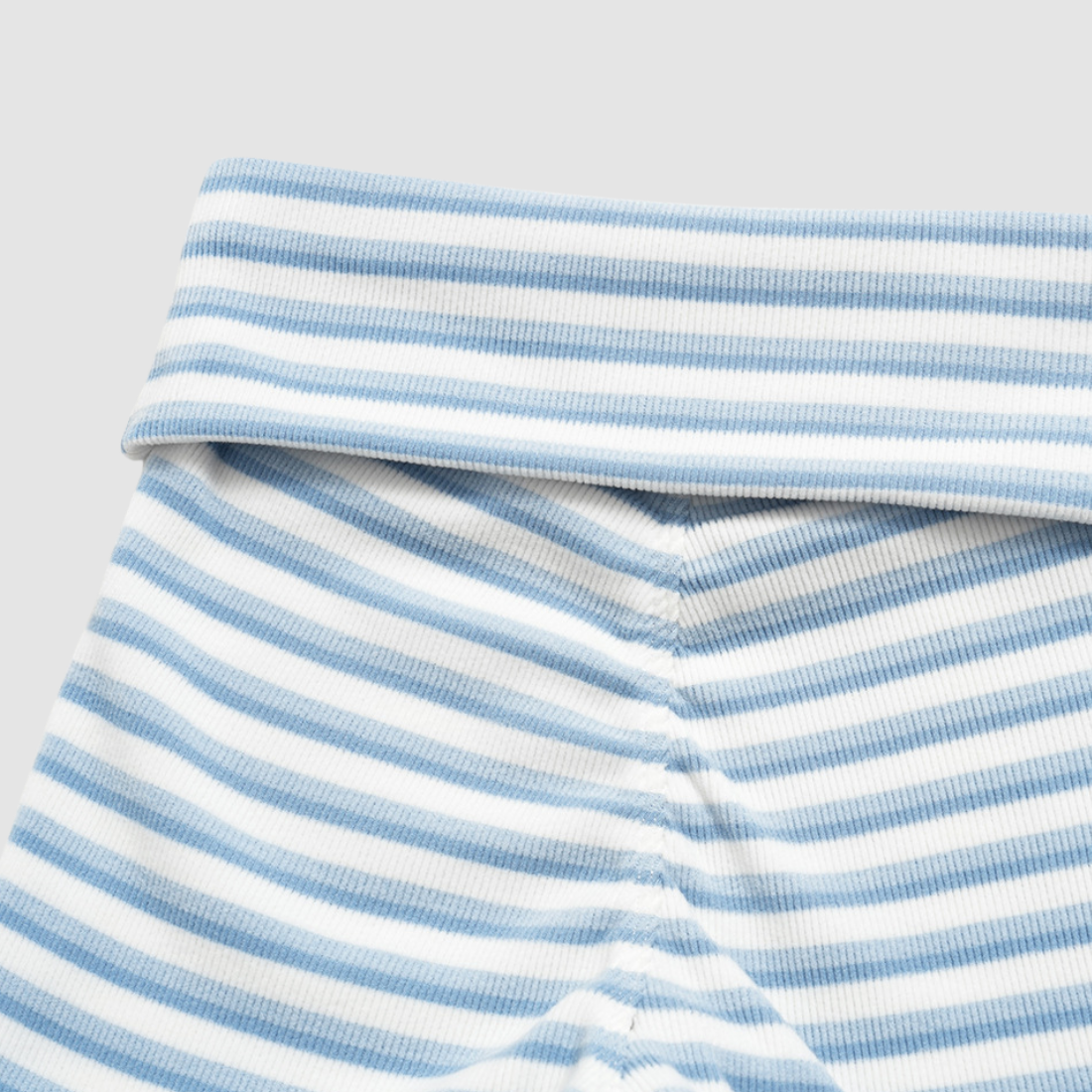 Wholesale Women's Stripe Yoga Set: Zip Stand-Collar Jacket & Shorts