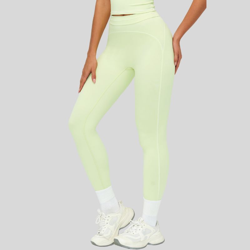 Contrasting stitching leggings