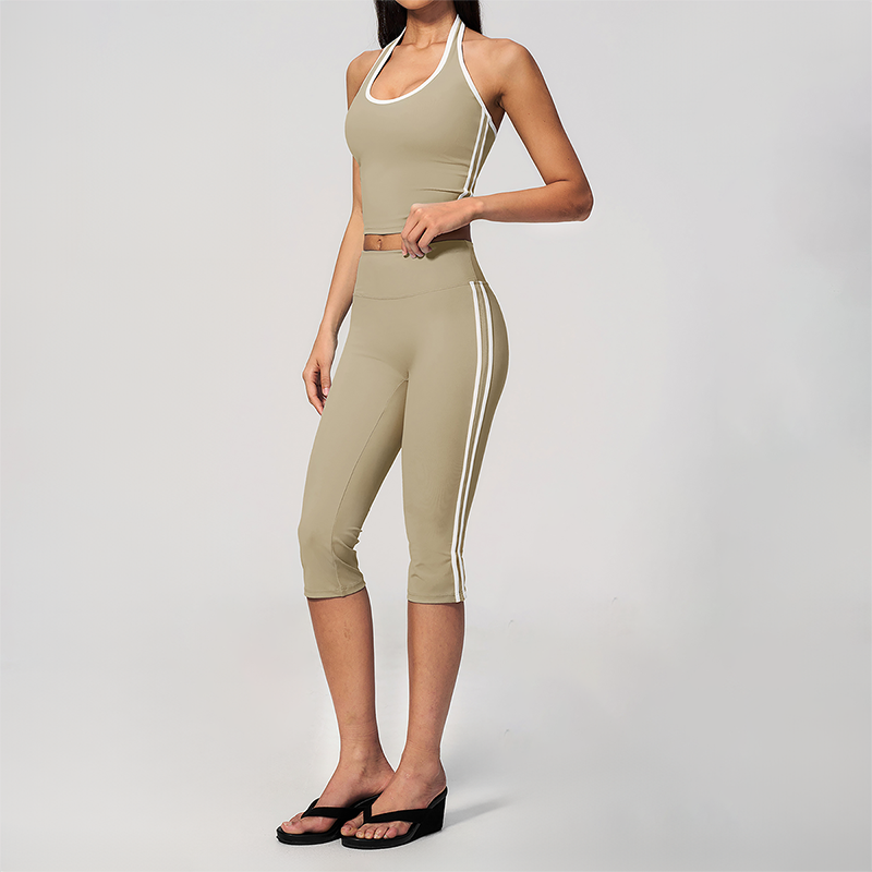 Wholesale Women's Cream-Feel Fleece Sleeveless Vest & High waisted cropped pants Set