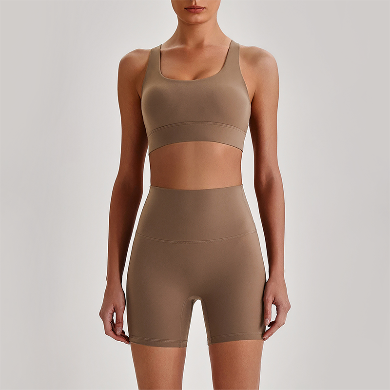 Wholesale Women's Quick-Dry Naked Feel Vest+Fitted Biker Shorts Yoga Set