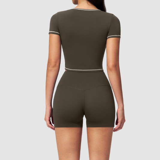 Wholesale Women's Seam-Detail Short Sleeve Crop Top + High-Waist Shorts Set – Butt-Lifting Yoga Gym Activeweare