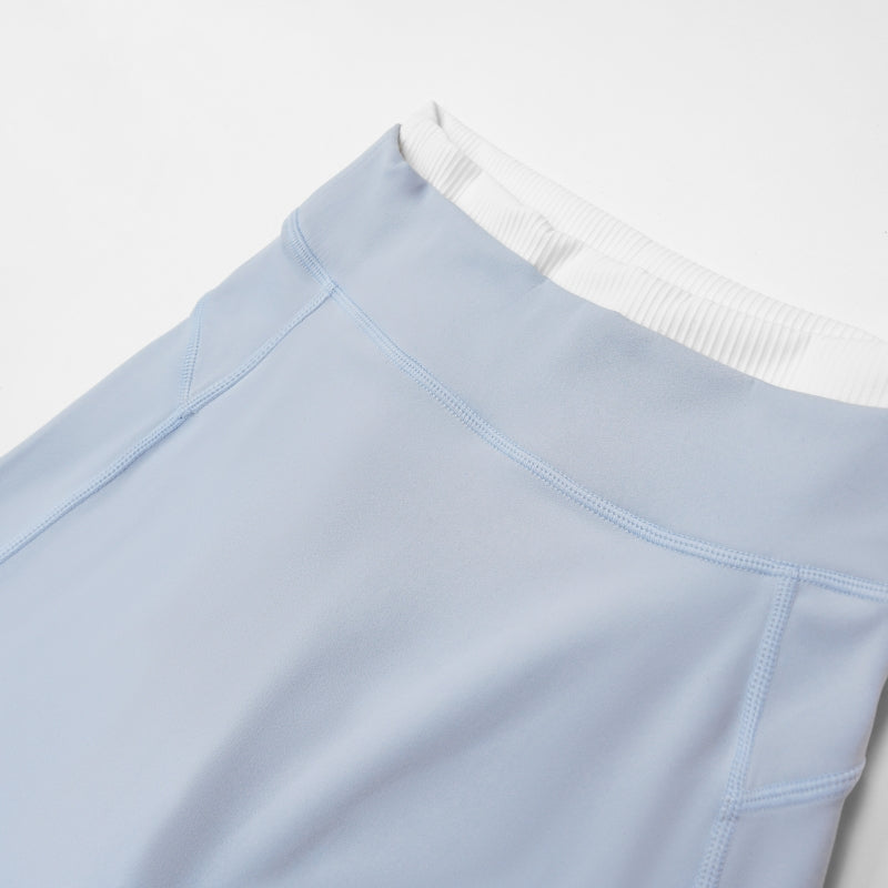 Contrast-colored sport slightly flared pants