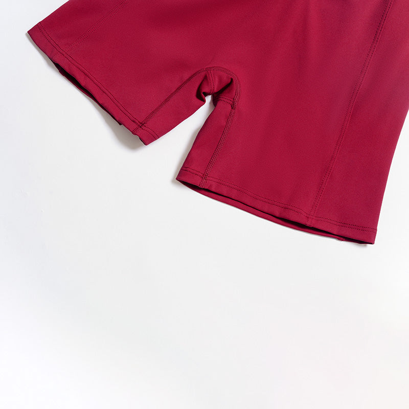 Slim-fitting long-sleeved top + tight-fitting athletic shorts 2-piece set