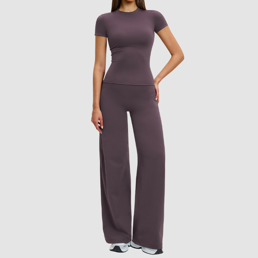 Wholesale fitted short-sleeved top + loose wide-leg pants