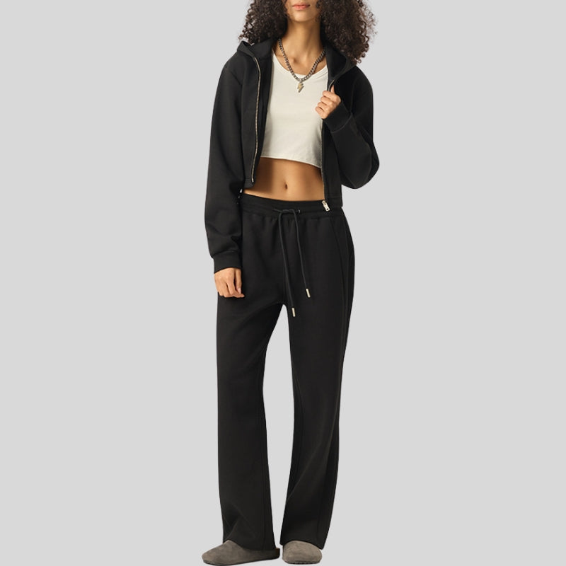 Short hooded sweatshirt and sweatpants set