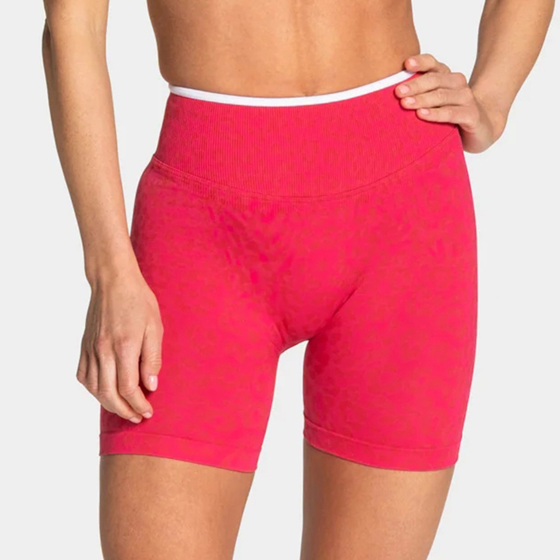 Wholesale Women's Seamless Leopard Print High-Waist Yoga Shorts