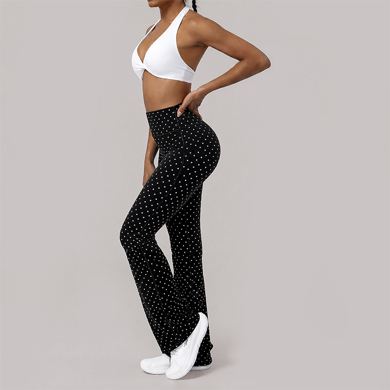 Wholesale Women's Polka Dot Yoga Set – Breathable Naked-Feel Training Running Activewear