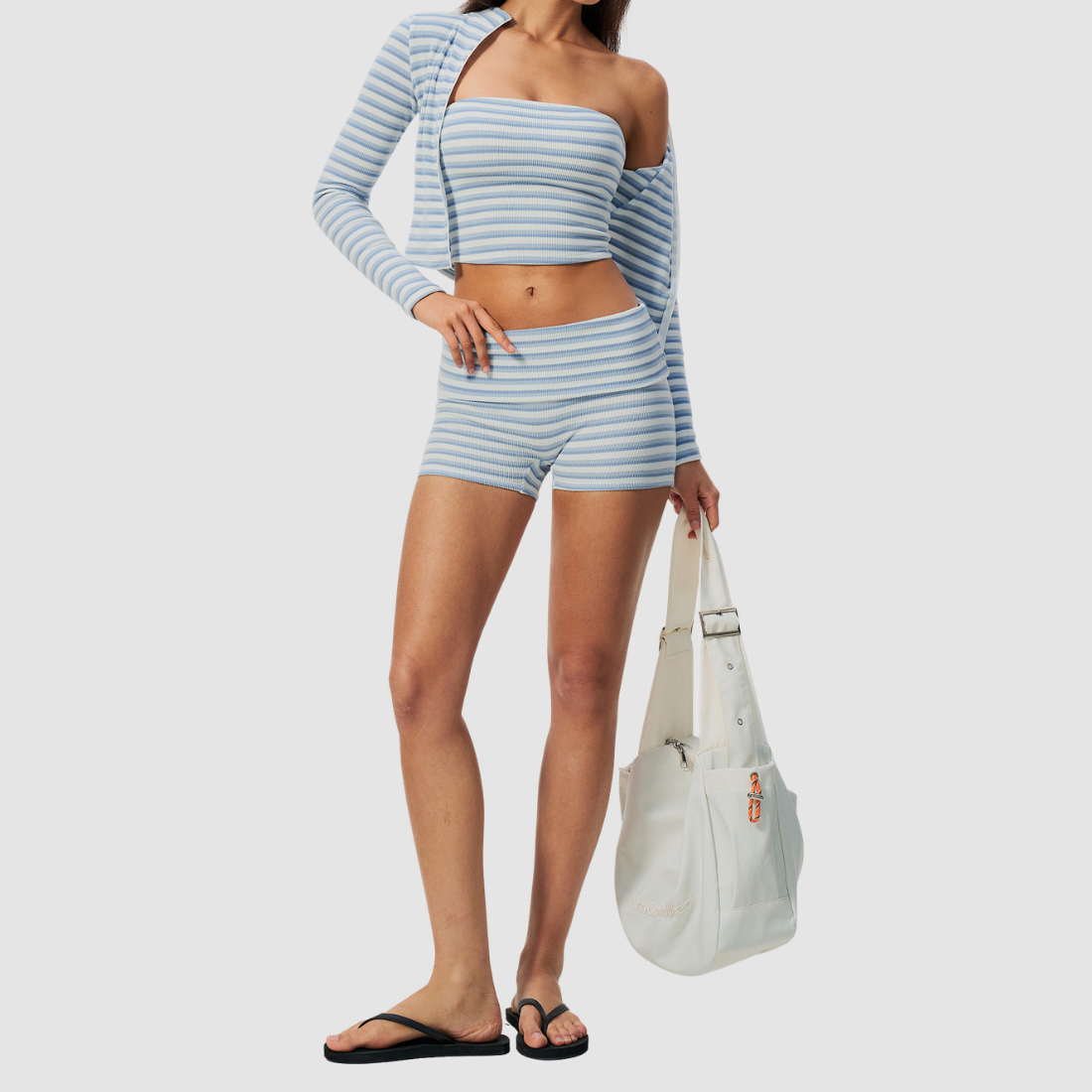 Wholesale Women's Stripe Fitness Outfit Yoga Bra, High-Waist Shorts & Jacket 3-Piece Set