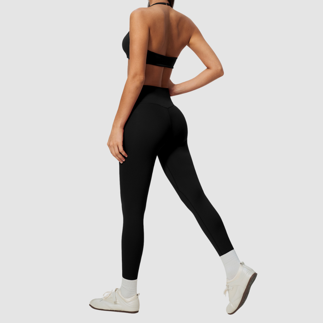 Wholesale Women's Activewear Brushed Padded Bra & Fitted Long-Pants Yoga Set
