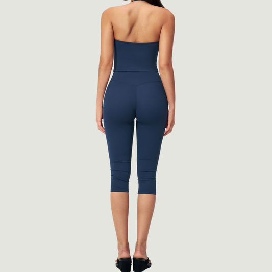 Wholesale Women's Seam-Detail Tank Top + Mid-Length Shorts Set – Butt-Lifting Yoga Gym Activewear