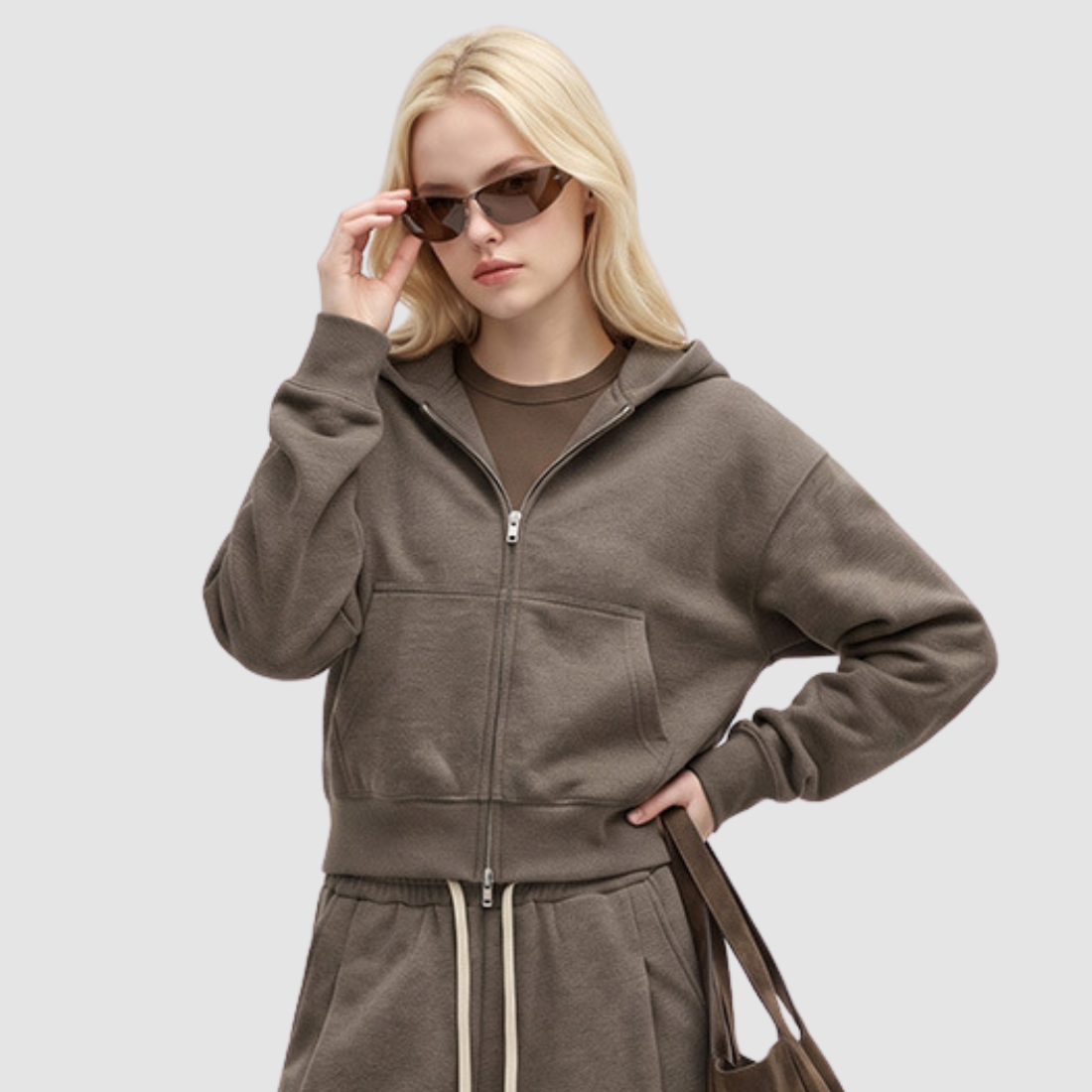 Wholesale Women’s Relaxed Zip-Up Hooded Sweatshirt – Cotton Blend