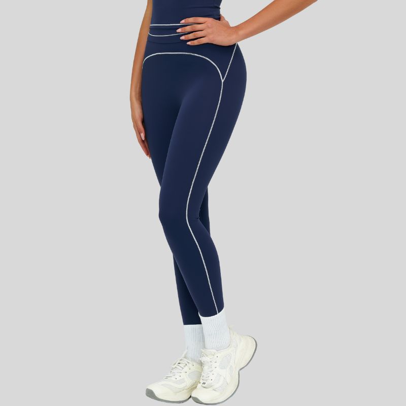 Contrasting stitching leggings