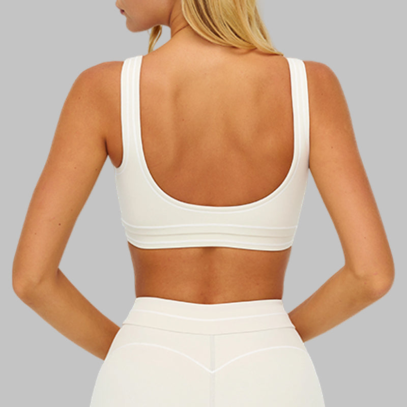 Contrasting bra with removable bra pads