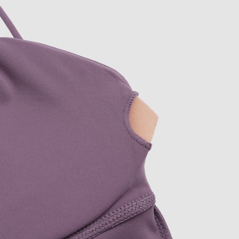 Wholesale spaghetti straps vest with chest pads