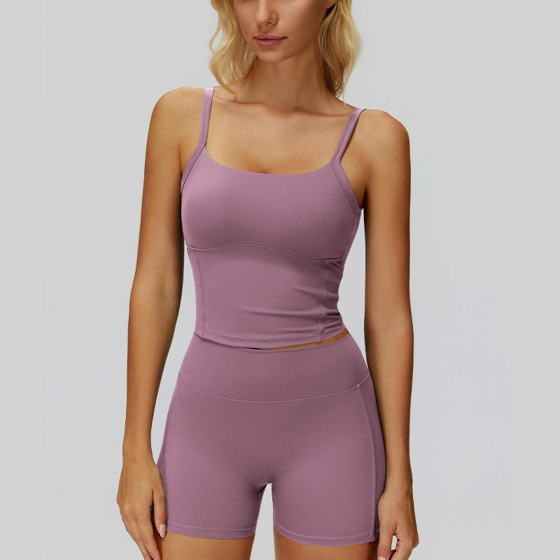 Sports vest with U-shaped+High waisted sports shorts 2-piece set