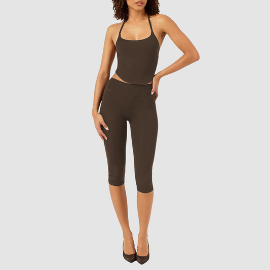 Wholesale Halter-Neck Sports Bra & Capri Leggings Set – Quick-Dry Yoga 2-Piece