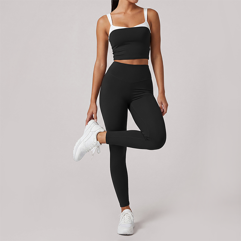 Wholesale Women's Quick-Dry Yoga Set Sleeveless Sports Bra & Capri Pants with Chest Pad
