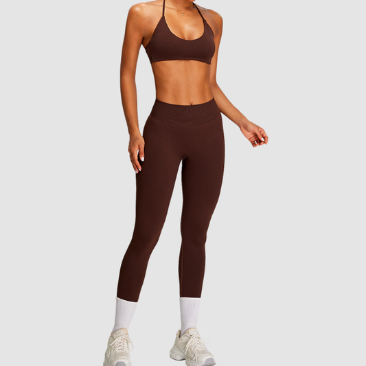 Wholesale Seamless Halter Sports Bra & High-Waist Leggings Set – Naked-Feel Peach-Lift Yoga 2-Piece