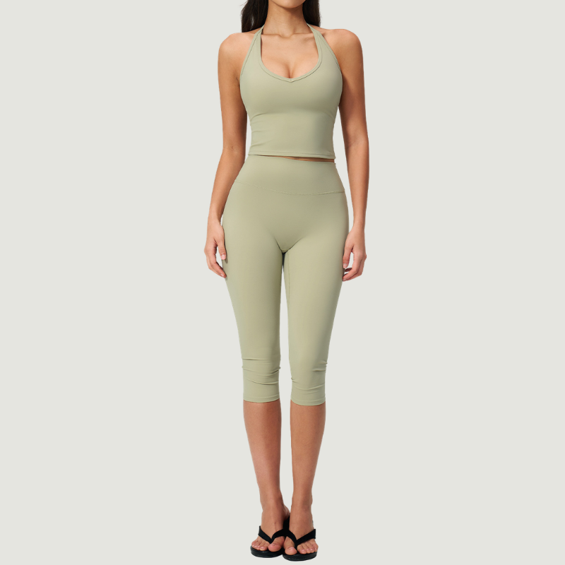 Wholesale Women's Seam-Detail Tank Top + Mid-Length Shorts Set – Butt-Lifting Yoga Gym Activewear