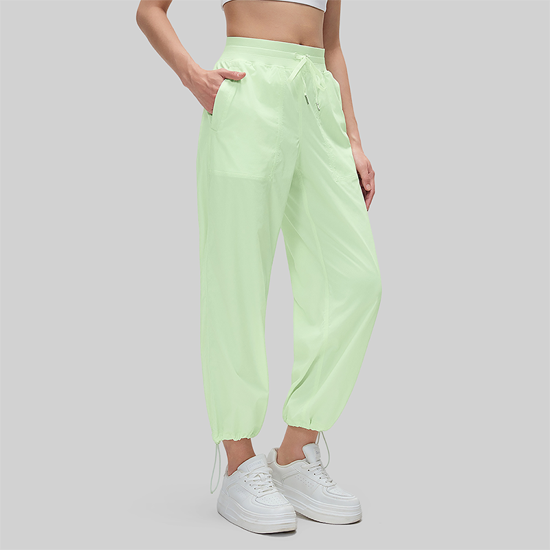 Wholesale quick drying loose fit sports pants