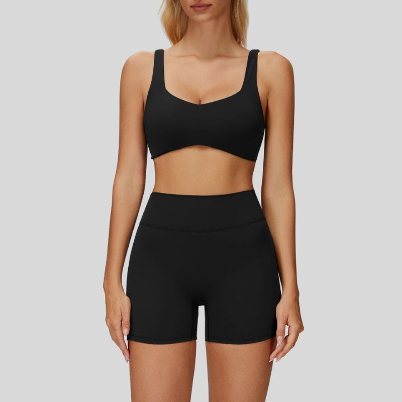 Sports bra with removable bra pads+High-waisted V-neck shorts at the back 2-piece set