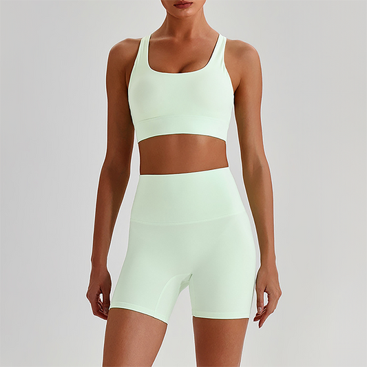 Wholesale Women's Quick-Dry Naked Feel Vest+Fitted Biker Shorts Yoga Set