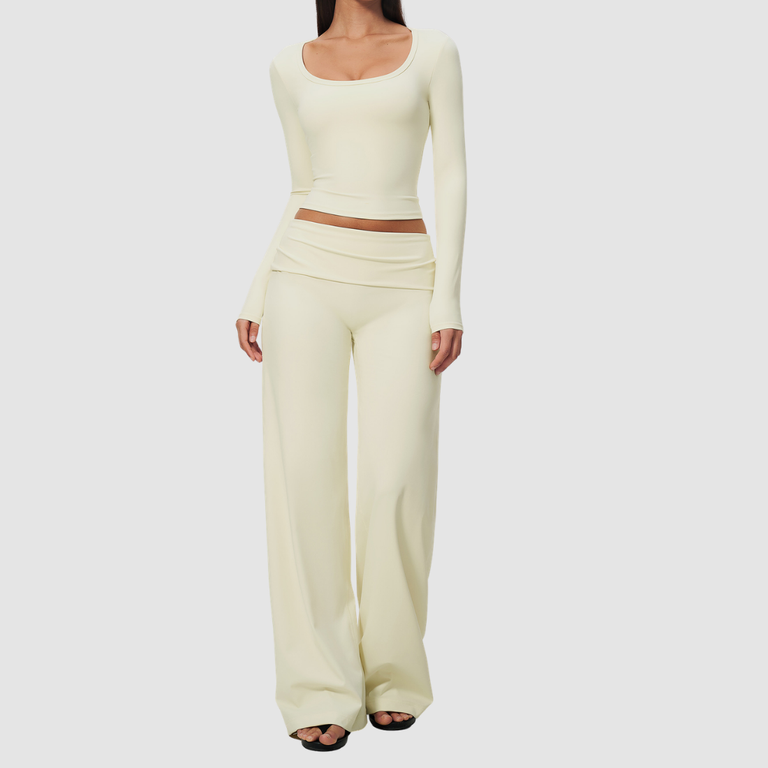 Wholesale Women's Brushed Yoga Set: Long-Sleeve Crop Top & Wide-Leg Pants