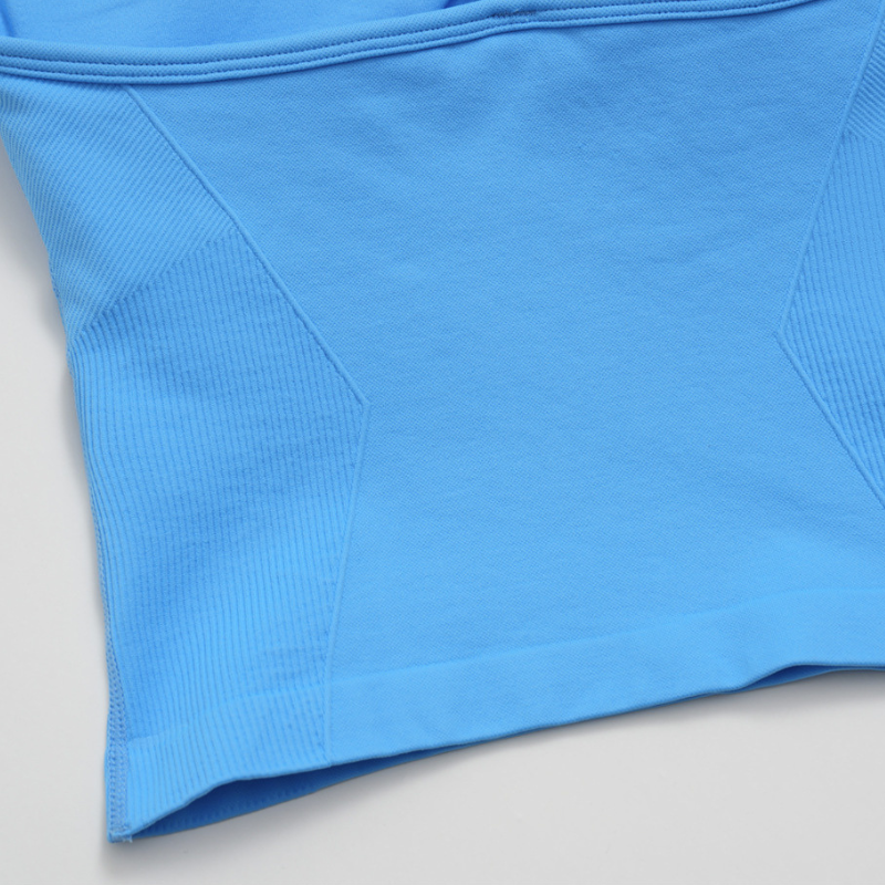 Wholesale Women's Halter V-Neck Seamless Yoga Set – High-Waist Butt-Lifting Sports Bra & Shorts