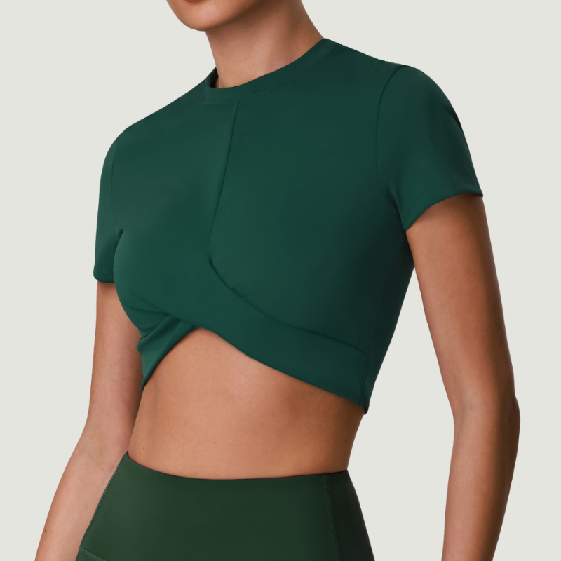Wholesale Women's Quick-Dry Fitted Short Sleeve Crop Top – Breathable Workout Gym Activewear