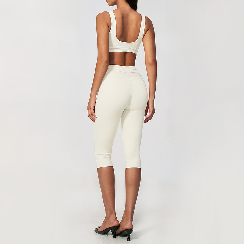 Wholesale Women's Colorblock Brushed Yoga Set: Sports Bra & Biker Shorts