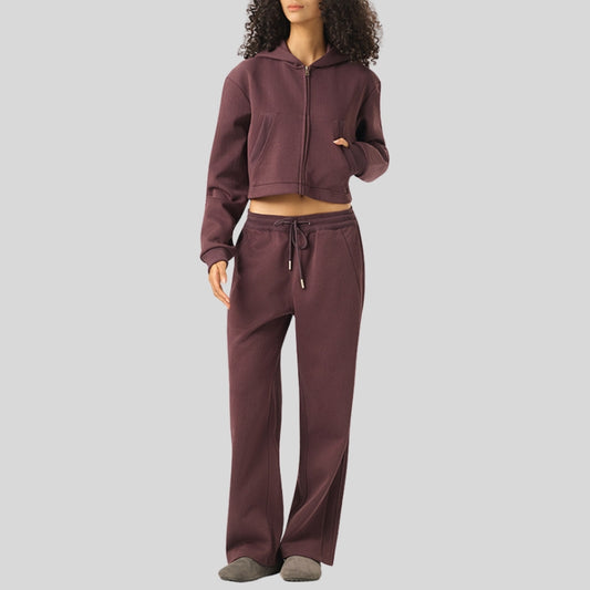Wholesale Short hooded sweatshirt and sweatpants | Wonderxfans bulk activewear
