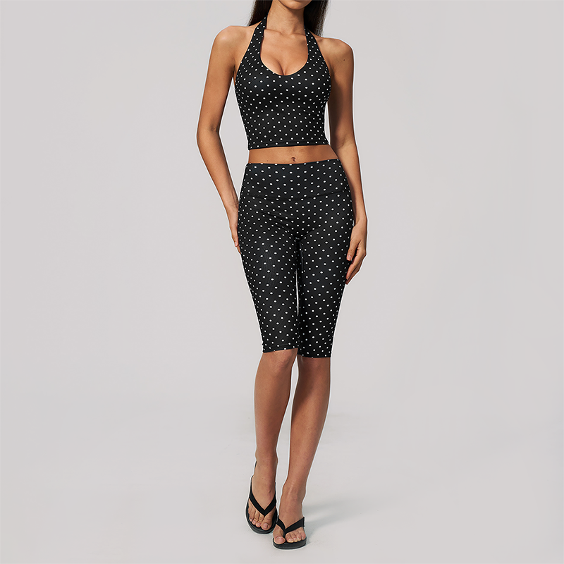 Wholesale Women's Deep V high-elastic polka-dot vest + high-waisted Capri Shorts Set